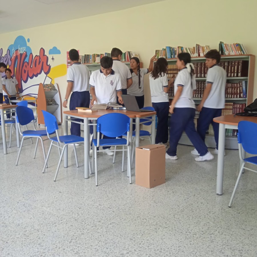 Cómics sobre el arjé filosófico. Grado décimo, Liceo Santa Bárbara