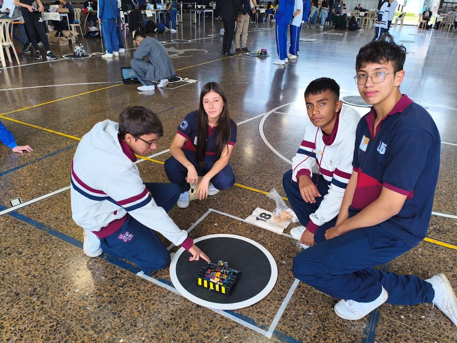 Diseño, espacio y forma. Colegio de Bachillerato Patria