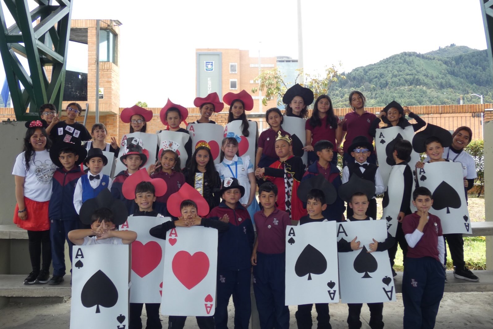 Publicación reciente de Instagram de @liceosdelejercitonacional